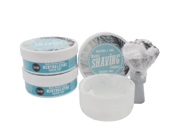 Nordic Shaving Company Rasierseife Menthol & Kiefer use
