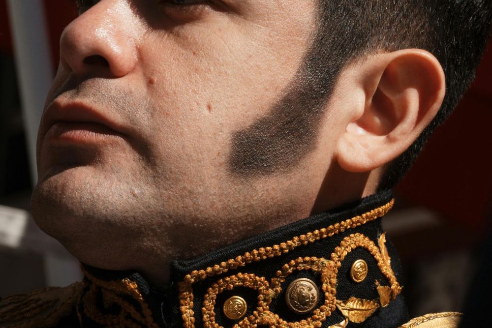 Seitenbart: Stil, Herkunft und Pflege für Markante Männer